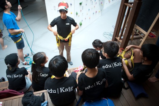 edukate students being taught awl climbing and safety 